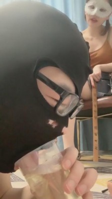 图片[4]_【成都DSlisley】老板跪下舔女员工的美足【完整版】 bf8388_HD绳艺资源