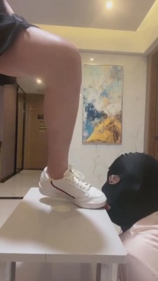 图片[4]_【诗诗】多爽鞋踩舌头/口水喂食/鞋尖插嘴 bf8711_HD绳艺资源