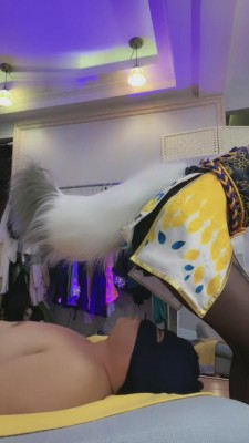 图片[8]_【芷晴】被挑战的玩具-重踩脖子坐脸踩头 bf4705_HD绳艺资源