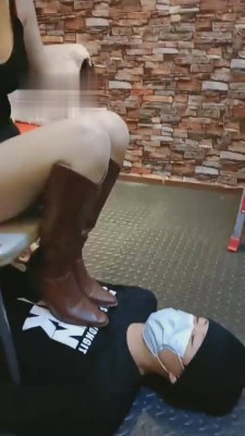 【依然】长靴近距离超强踩踏碾压 bf5469_HD绳艺资源