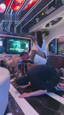 图片[7]_【梦涵】陪酒小妹KTV虐待双狗 bf5277_HD绳艺资源