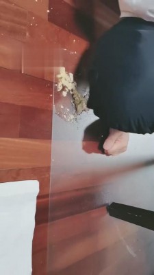 图片[5]_【蜘蛛绳艺导师】御姐黑丝高跟圣水泡饼干喂食 bf5309_HD绳艺资源