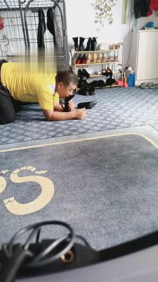 图片[2]_【灵汐】舔鞋狗最爱妈妈的鞋 bf2026_HD绳艺资源