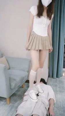 图片[4]_【晨希】帆布鞋白丝踩踏贱狗【续集】 bf511_HD绳艺资源