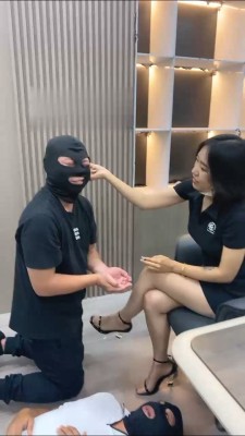 图片[3]_【朱砂痣】女老板责罚业绩垫底的两个员工 bf13957_HD绳艺资源
