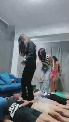 图片[6]_【婷婷】超精彩-大学宿舍群调贱狗奴 bf17140_HD绳艺资源