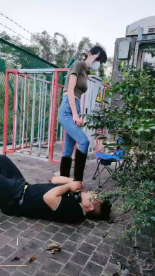 图片[6]_【高难度挑战美学】长靴重度虐打猥琐保安 bf20697_HD绳艺资源