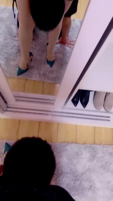图片[3]_【微笑】高跟肉丝长靴踩地毯 bf23722_HD绳艺资源