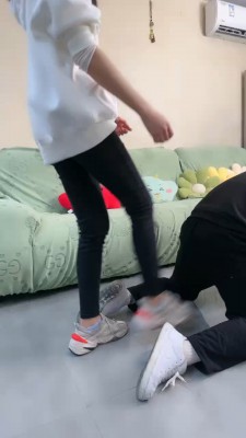 图片[5]_【素人星探】连环耳光+踩踏+提档轮流虐 bf24405_HD绳艺资源