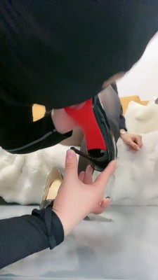 图片[5]_【甜依S】高跟黑丝狂舔/深喉/口水/圣水淋浴 bf24785_HD绳艺资源