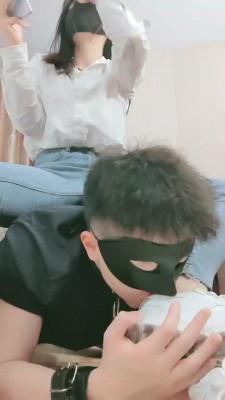 图片[4]_【妮蔻】小白鞋棉袜裸足羞辱贱狗 bf24913_HD绳艺资源