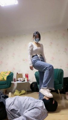 图片[9]_【榕S】御姐女神-小白鞋碾压狗爪/舔脏鞋 bf25511_HD绳艺资源
