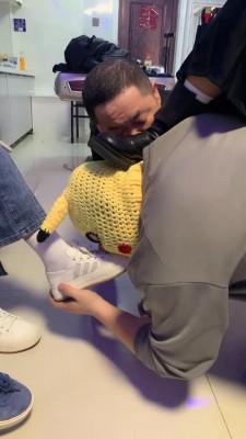 图片[2]_【精神小妹】九S群调双狗-骑脖子做蹲起/吃口水裸足舔 bf25341_HD绳艺资源