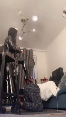 图片[4]_【靴嘉倪】超强长靴高跟虐杀/踩-碾压-踢/转胯 bf26003_HD绳艺资源