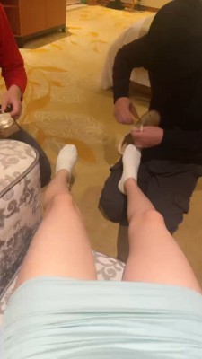 图片[8]_套路直播视频【KiKi】双狗争宠比赛-提档/遛狗/运动鞋踩踏/棉袜跪舔【完整版】 bf26465_HD绳艺资源