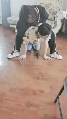 图片[4]_套路直播视频【妖玲】运动鞋白袜气味羞辱-遛狗 bf26363_HD绳艺资源