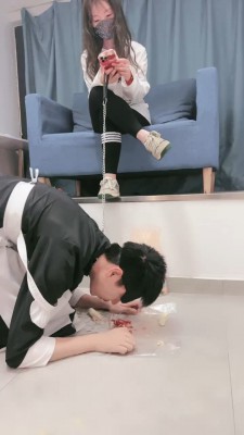 图片[4]_套路直播视频【晚晚】运动鞋踩踏喂食/喝洗脚水 bf26378_HD绳艺资源