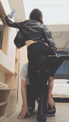 图片[5]_套路直播视频【美娜格格】夜店女神马丁靴碾头坐头/酸奶浓痰喂养/腿绞钻胯 bf26375_HD绳艺资源