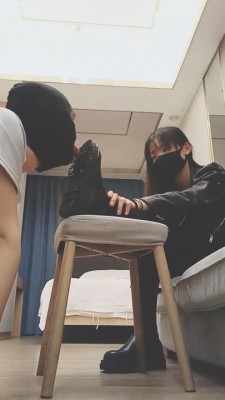图片[9]_套路直播视频【美娜格格】夜店女神马丁靴碾头坐头/酸奶浓痰喂养/腿绞钻胯 bf26375_HD绳艺资源