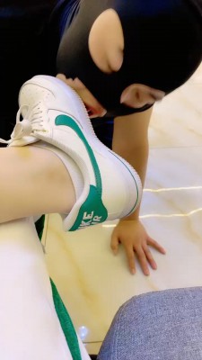 图片[7]_套路直播视频【冷鸢大大】运动鞋白棉袜踩踏-重度踢踹-棒子训练 bf26419_HD绳艺资源