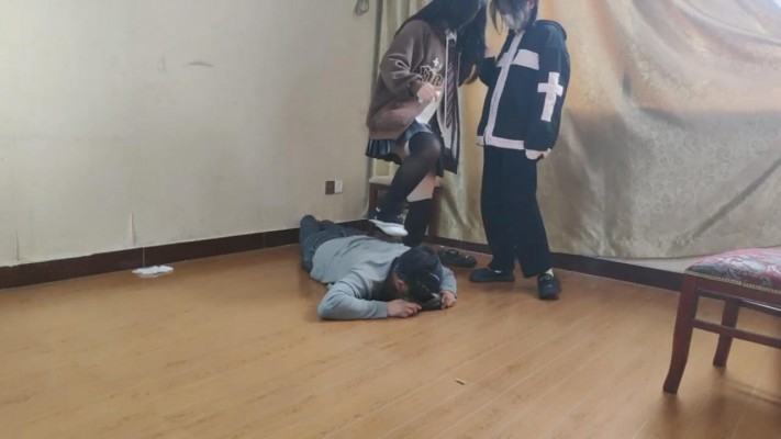 图片[7]_套路直播视频【最抗揍M】双S-洛丽塔踢踹-踩踏骑马 bf26314_HD绳艺资源