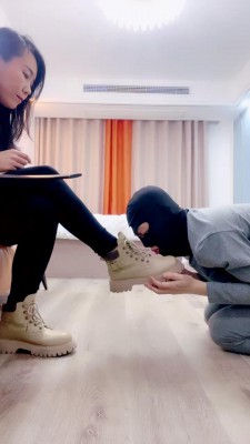 图片[2]_套路直播视频【杀杀】高跟马丁靴调狗舔/耳光/黑丝脚深喉sp/吃地上浓痰 bf26729_HD绳艺资源