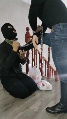 图片[3]_套路直播视频【辣姐S】长靴S骑马/脚踩喂食/裸足踩踏 bf26755_HD绳艺资源