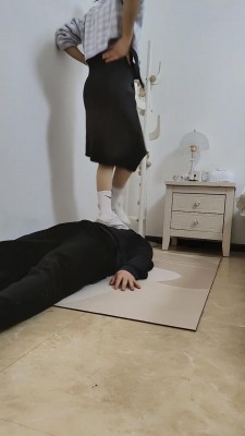 图片[2]_套路直播视频【阿喵】学生主高难度挑战耳光纯输出/蛇鞭狠抽/踩跺踢裆/强迫升水 bf26749_HD绳艺资源