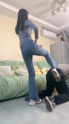 图片[11]_套路直播视频【艾莉】运动鞋重度提档-全体重踩踏 bf26799_HD绳艺资源