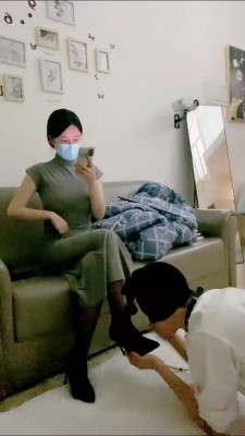 套路直播视频【黛樱】黑丝脚口吐酸奶脚喂食 bf26778_HD绳艺资源