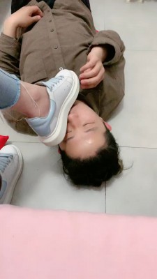 图片[8]_套路直播视频【晚晚公主】逛街后运动鞋+船袜气味羞辱 bf26744_HD绳艺资源