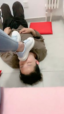 图片[9]_套路直播视频【晚晚公主】逛街后运动鞋+船袜气味羞辱 bf26744_HD绳艺资源