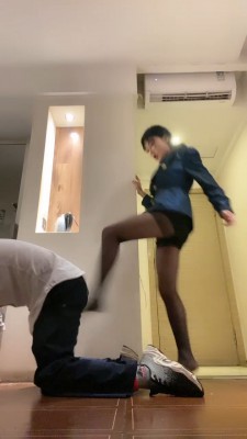 图片[7]_套路直播视频【千条姐】黑丝踩踏喂食/高跟长靴艺术舔/重度提档 bf26702_HD绳艺资源