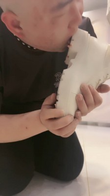 图片[10]_【妍主大大】发现邻居偷舔鞋子-高跟全体重踩踏/转胯遛狗 bf26681_HD绳艺资源