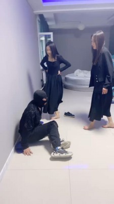 图片[3]_【精神小妹】素人S高难度挑战踢踹-灌圣水 bf26623_HD绳艺资源