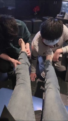图片[6]_【暴躁小溪】姐妹花KTV虐待狗废物【双视角完整版】 bf26600_HD绳艺资源