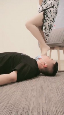 图片[6]_【陌初】肉丝恋足调-高跟踩踏-耳光抽 bf26976_HD绳艺资源