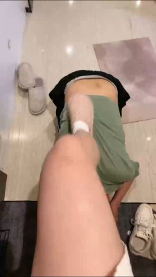 图片[2]_【lucky】运动后原味鞋袜辱狗-吃白袜 bf26989_HD绳艺资源