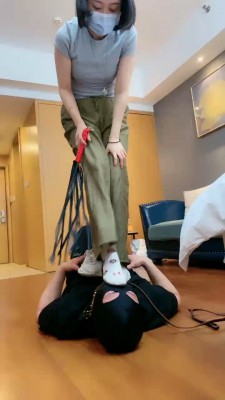图片[9]_【Q月】健身女主运动鞋棉袜辱狗/sp踩踏/圣水奖励 bf27454_HD绳艺资源