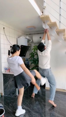 图片[4]_【乔安】运动女神带闺蜜高难度挑战踢裆/耳光虐乳/鞭刑sp bf27397_HD绳艺资源