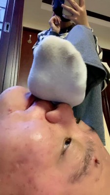 图片[9]_【申小悦】闻超臭白袜/拖鞋碾压/圣水奖励/吃口水 bf27428_HD绳艺资源