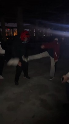 图片[8]_【精神小妹】户外超重度-深夜被4S精神小妹爆踹 bf27333_HD绳艺资源