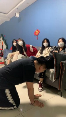 图片[2]_【精神小妹】4S素人学生高难度挑战踢踹/非人虐打/转胯踩踏 bf27267_HD绳艺资源