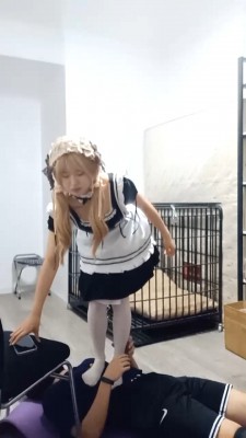 图片[2]_【乔颖】女仆诱惑-白丝踩踏提档/耳光抽/坐脸窒息/骑马虐乳 bf28065_HD绳艺资源