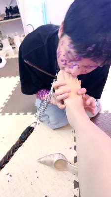 图片[6]_【伊晨】全身滴蜡/镜前羞辱/舔脏鞋狗链遛狗/伺候洗脚 bf28114_HD绳艺资源