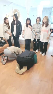 图片[5]_【爆爆】推荐-8素人学生主-耳光抽/踩踏/原味棉袜脚捂脸 bf28312_HD绳艺资源