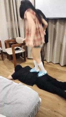 图片[9]_【果果椰】姐妹花绳艺技巧哥哥虐-踩踏/虐乳/提档 /黑丝脚插嘴 bf28404_HD绳艺资源