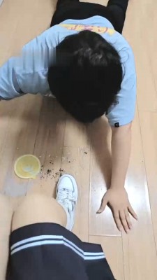 图片[8]_【奶味小仙女】萝莉主小白鞋及膝白袜-舔鞋底/踩喂食/裸足踩脚垫 bf29216_HD绳艺资源