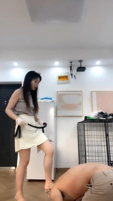 图片[2]_【汉娜】掐乳/关狗链/重度训练/高跟全体重踩/连环耳光 bf29390_HD绳艺资源