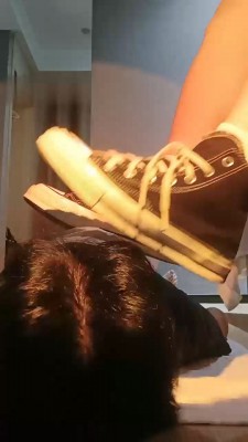 图片[3]_【米小唐】高帮帆布鞋骑马遛狗/原味脚闻舔_HD绳艺资源